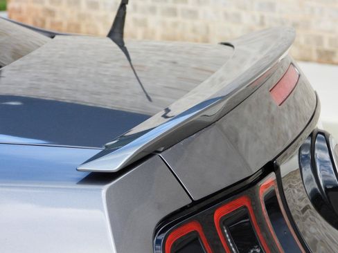 Used 2014 Ford Mustang GT RWD image 25