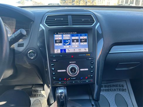 Used 2019 Ford Explorer Sport w/ Equipment Group 401A AWD/4WD image 17