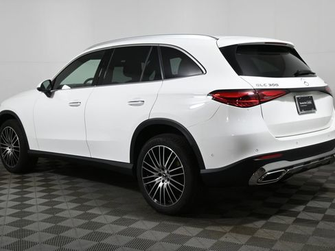 Certified 2025 Mercedes-Benz GLC 300 4MATIC image 5