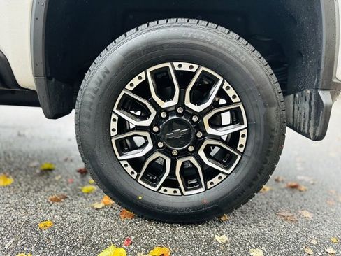 Used 2022 Chevrolet Silverado 3500 LTZ w/ LTZ Plus Package image 28