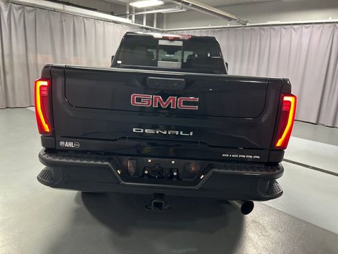 Used 2024 GMC Sierra 2500 Denali w/ Denali Reserve Package image 6