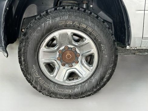 Used 2018 RAM 3500 Tradesman w/ Snow Chief Group image 28