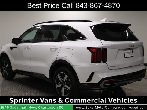 Used 2023 Kia Sorento S w/ Panoramic Sunroof Package FWD image 3