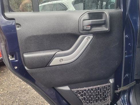 Used 2013 Jeep Wrangler Unlimited Sport image 31