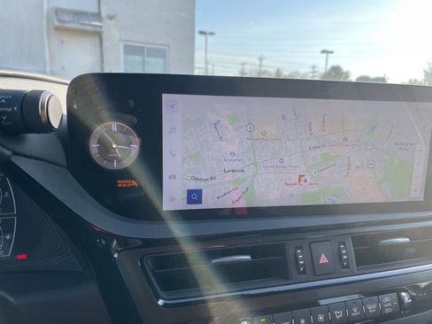 Used 2024 Lexus ES 350 Ultra Luxury image 12