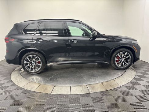New 2026 BMW X5 xDrive40i w/ M Sport Package AWD/4WD image 17