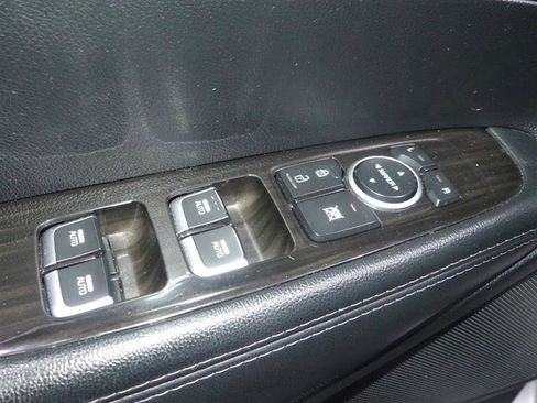 Used 2020 Kia Sorento LX w/ LX I4 Convenience Package image 20