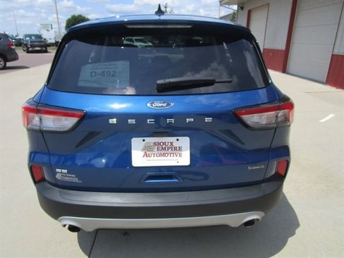 Used 2022 Ford Escape SE w/ Convenience Package AWD/4WD image 8