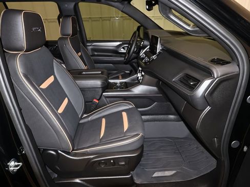 Used 2024 GMC Yukon AT4 w/ Technology Package image 22