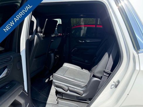 Certified 2023 GMC Yukon Denali w/ Advanced Technology Package AWD/4WD image 6