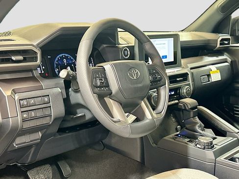 New 2026 Toyota 4Runner SR5 AWD/4WD image 7