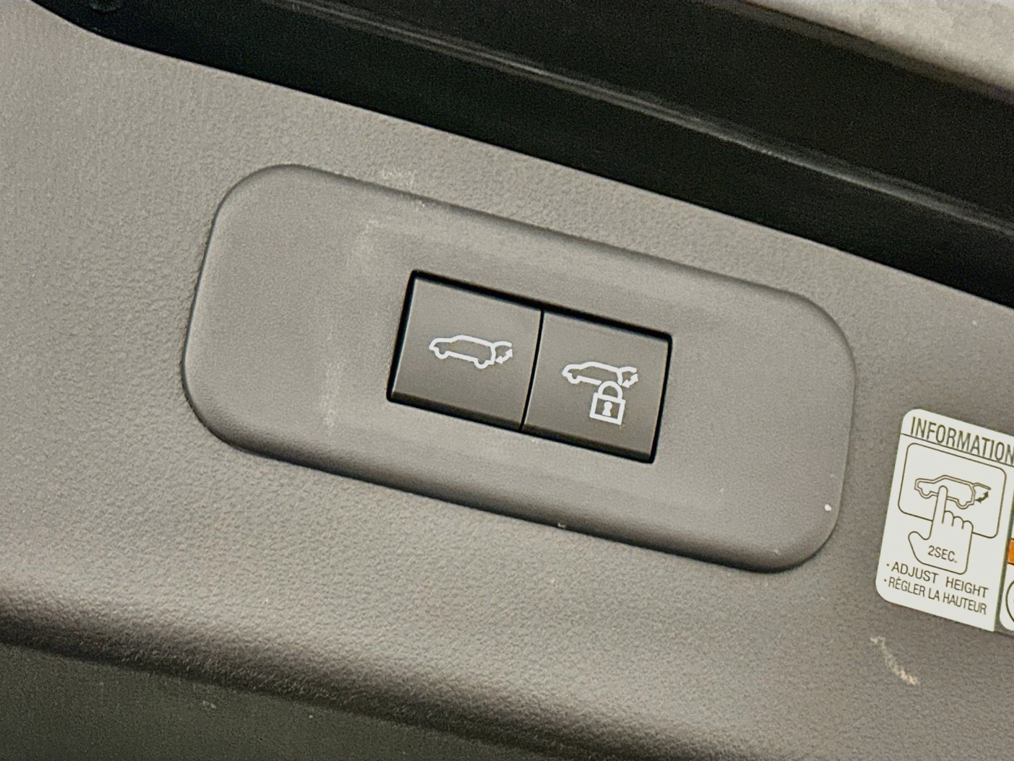 Used 2023 Lexus NX 350h AWD w/ Vision Package image 32