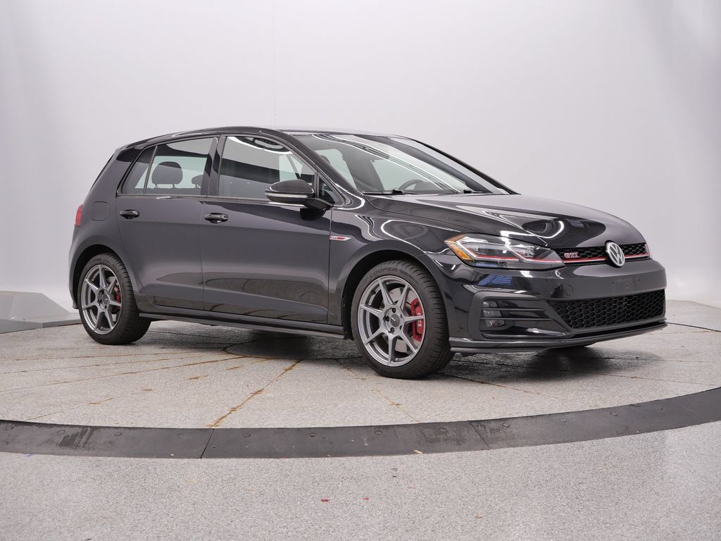 Used 2020 Volkswagen GTI SE FWD image 9