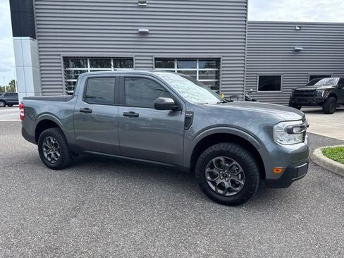 Used 2024 Ford Maverick XLT FWD image 2