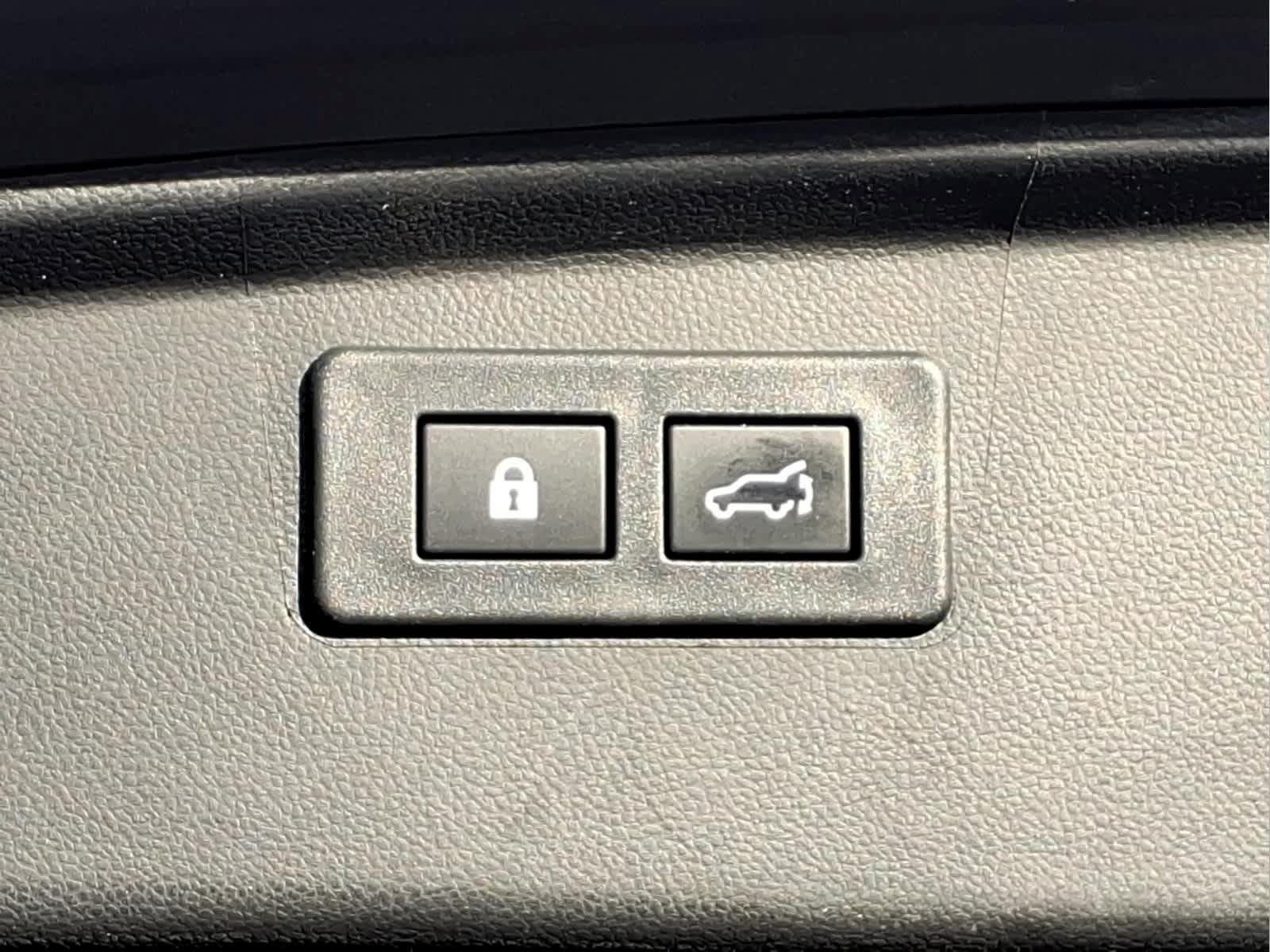 Used 2024 Subaru Outback Touring XT AWD/4WD image 7