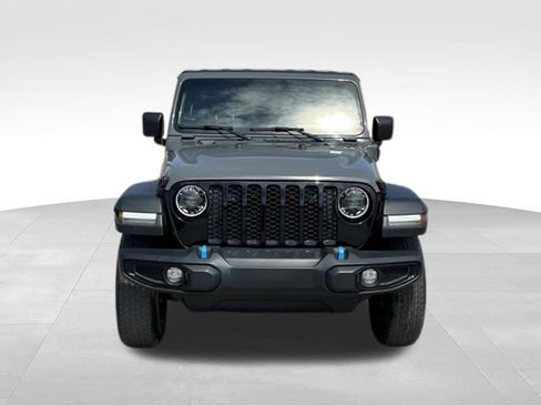Used 2023 Jeep Wrangler Unlimited w/ Convenience Group AWD/4WD image 4