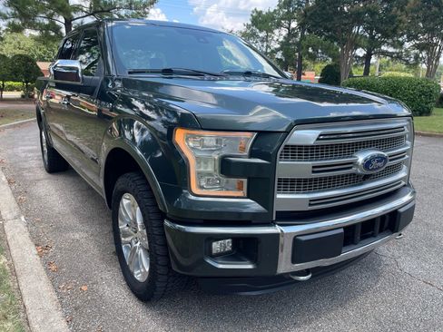 Used 2015 Ford F150 Platinum w/ Equipment Group 701A Luxury image 7