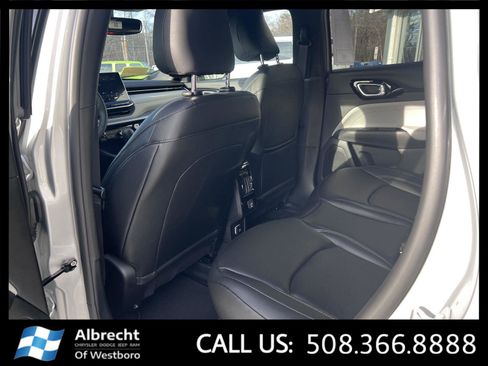 New 2026 Jeep Compass Limited image 11