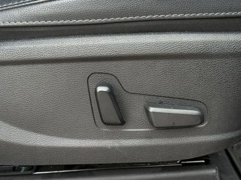 Used 2020 Kia Telluride SX image 32