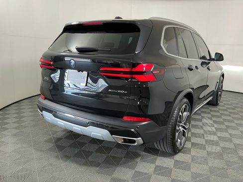 Certified 2025 BMW X5 xDrive50e w/ Parking Assistance Package AWD/4WD image 5
