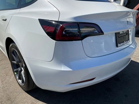 Used 2023 Tesla Model 3 Standard Range image 89