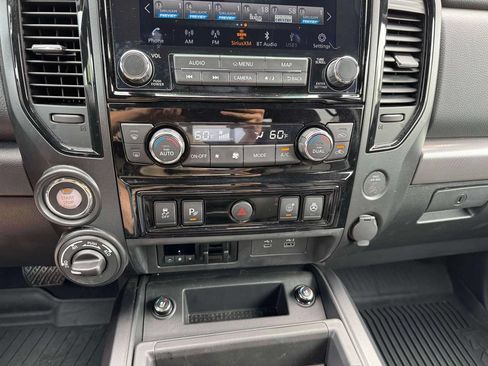 Used 2024 Nissan Titan PRO-4X w/ Pro-4x Convenience Package AWD/4WD image 32