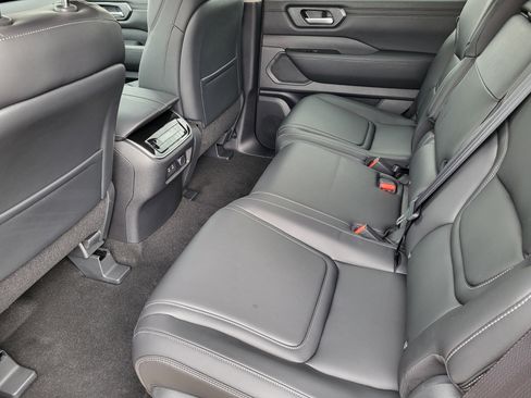 New 2026 Nissan Armada SV image 12