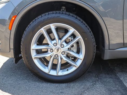 Used 2024 Dodge Durango GT AWD/4WD image 9
