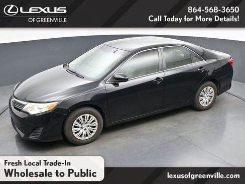 Used 2014 Toyota Camry FWD image 24