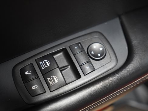 Used 2021 Dodge Challenger SRT Hellcat Redeye image 17