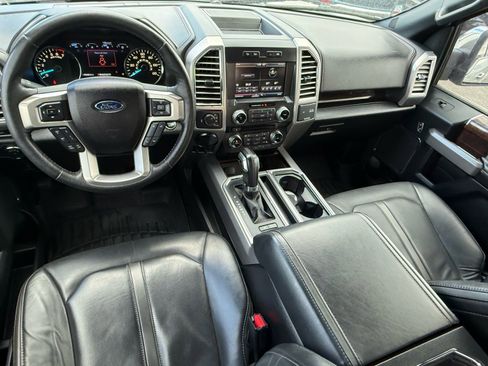 Used 2015 Ford F150 Platinum w/ Equipment Group 701A Luxury AWD/4WD image 12