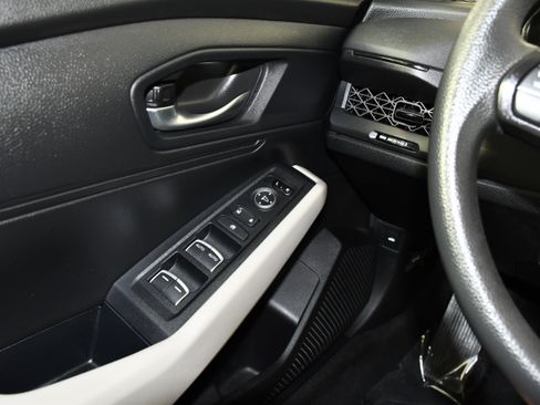 Certified 2025 Honda Accord LX image 32