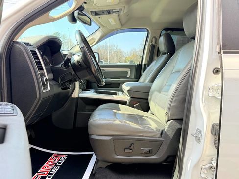 Used 2018 RAM 1500 SLT image 20