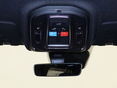 New 2025 Jeep Grand Cherokee Limited image 24