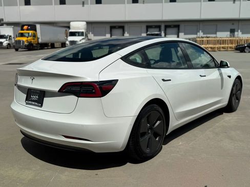 Used 2021 Tesla Model 3 Standard Range Plus RWD image 6