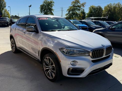 Used 2016 BMW X6 xDrive35i w/ LED Lighting Package image 2