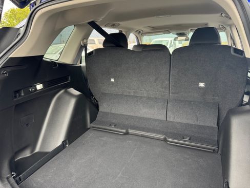 Used 2025 Honda CR-V EX image 16