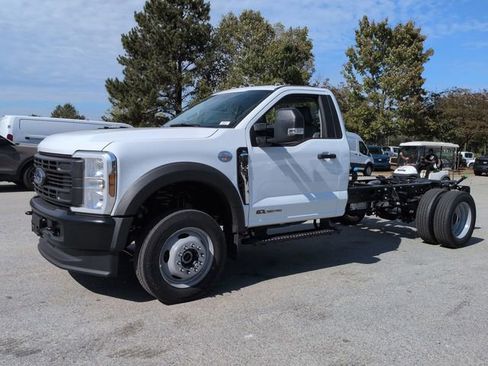 New 2026 Ford F550 XL image 8