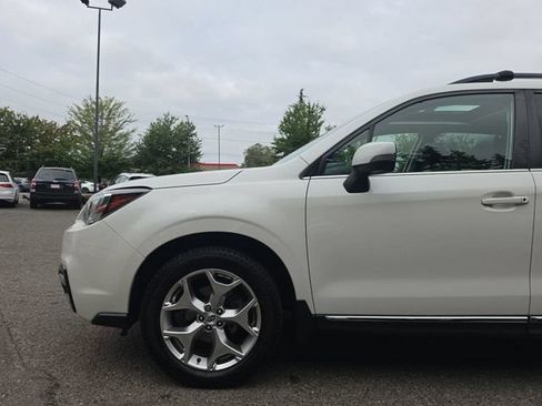 Used 2018 Subaru Forester 2.5i Touring AWD/4WD image 29