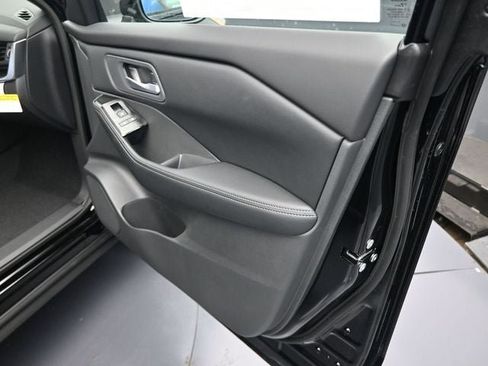 New 2026 Nissan Rogue SV image 35