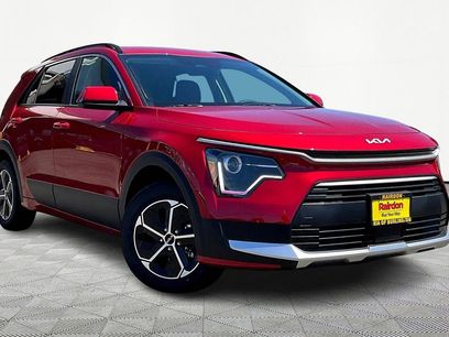 New 2025 Kia Niro EX w/ EX Cold Weather Package