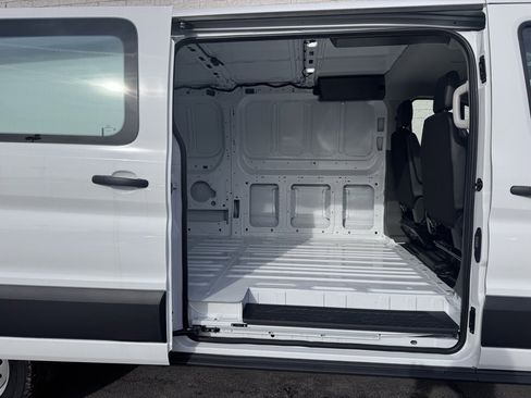 New 2026 Ford Transit 350 Low Roof image 32