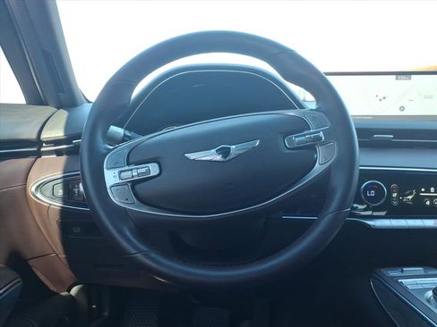 Certified 2023 Genesis GV70 2.5T w/ Advanced Package image 19