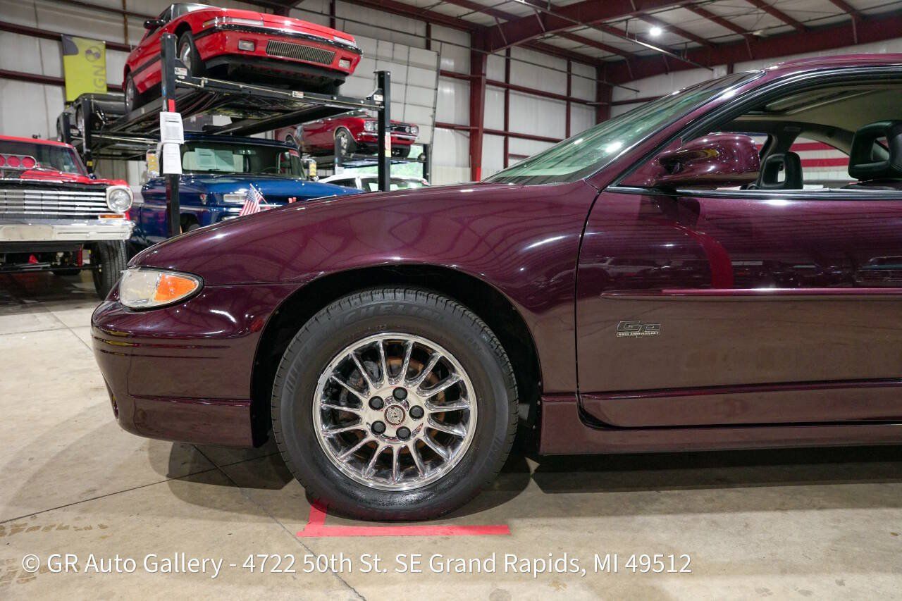 Used 2002 Pontiac Grand Prix GTP FWD image 3