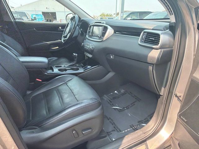 Used 2017 Kia Sorento SX AWD/4WD image 9