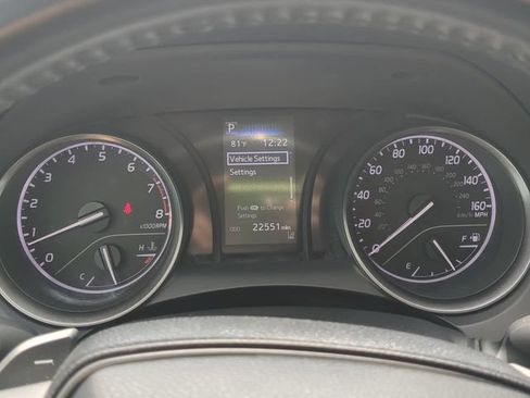 Used 2022 Toyota Camry SE FWD image 27
