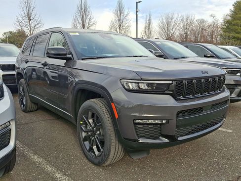 New 2025 Jeep Grand Cherokee L Limited image 3