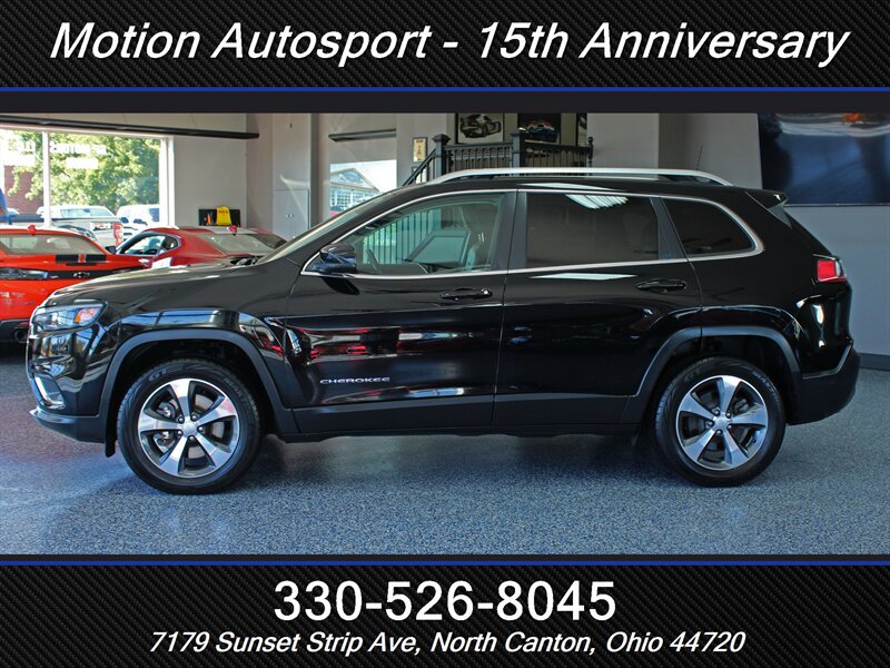 Used 2019 Jeep Cherokee Limited AWD/4WD image 5