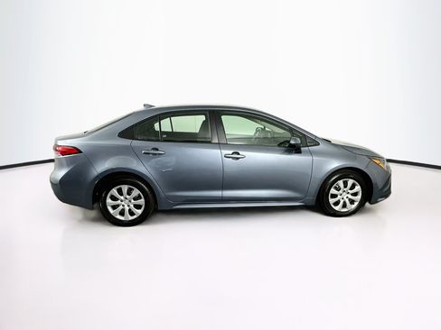 Used 2025 Toyota Corolla LE FWD image 10