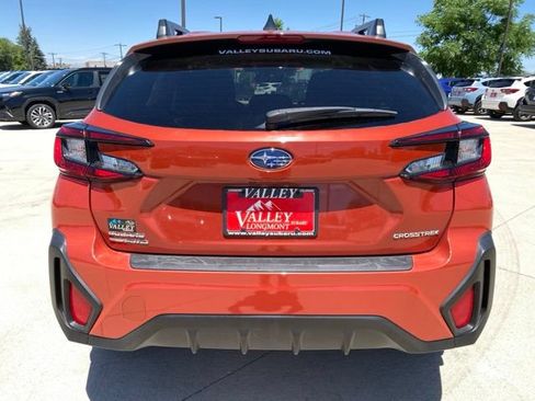 Used 2024 Subaru Crosstrek 2.0i Premium w/ Popular Package #3 AWD/4WD image 4